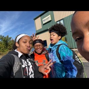 Meet your Posher, Angel